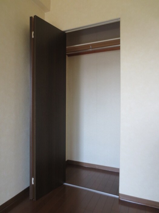 物件内観写真13　(収納)