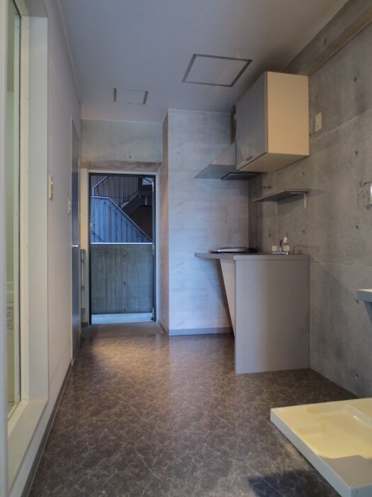 物件内観写真15　(廊下)