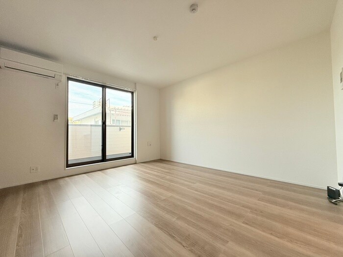 物件内観写真9　(居室)