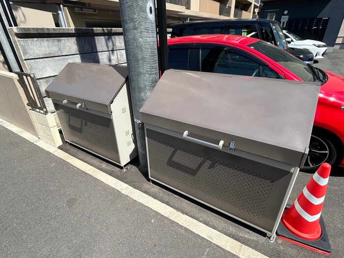 物件外観写真4　(建物設備)