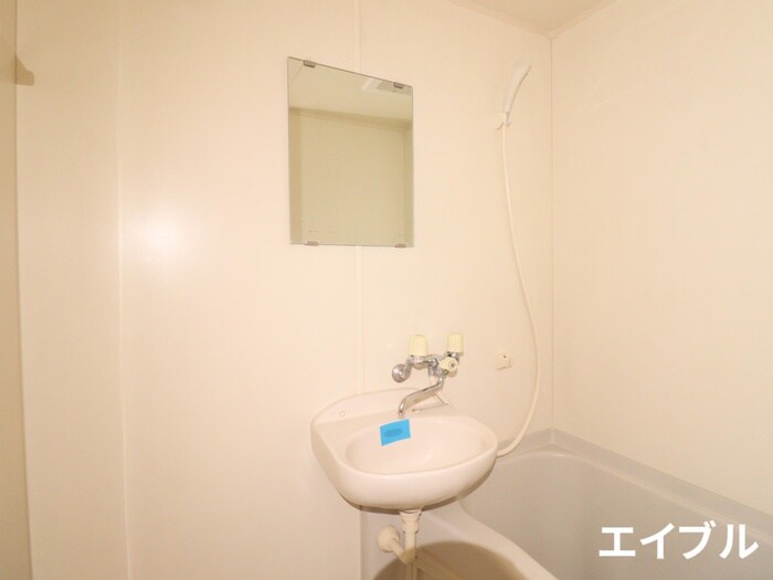 物件内観写真10　(洗面)