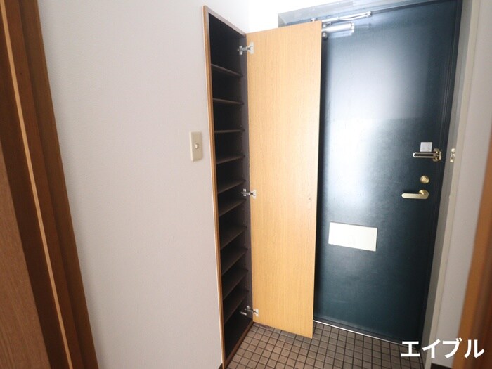 物件内観写真16　(靴箱)