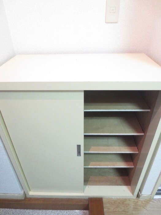 物件内観写真11　(靴箱)