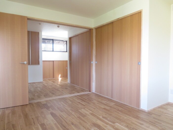 物件内観写真7　(居室)