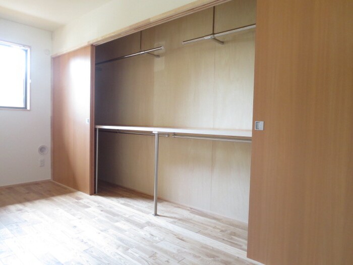 物件内観写真9　(収納)