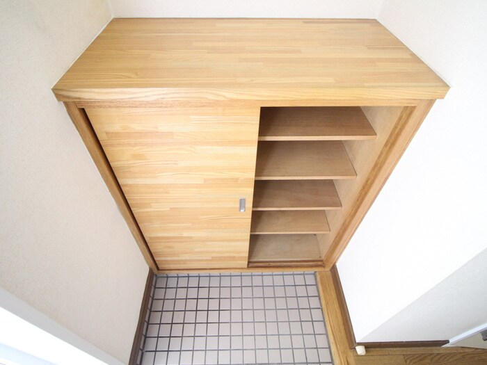 物件内観写真12　(靴箱)