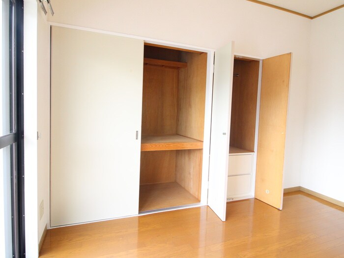 物件内観写真13　(収納)