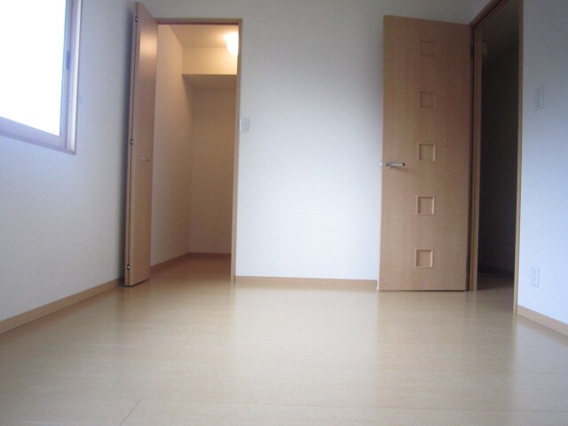 物件内観写真12　(居室)