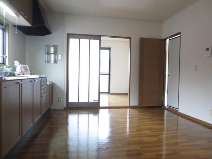 物件内観写真11　(居室)