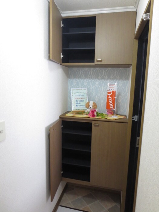 物件内観写真13　(靴箱)