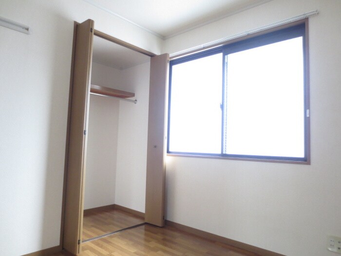 物件内観写真15　(収納)