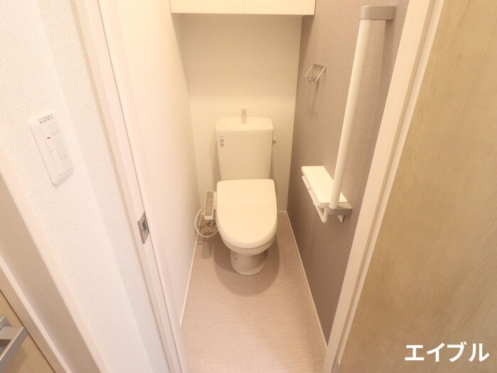 物件内観写真11　(トイレ)