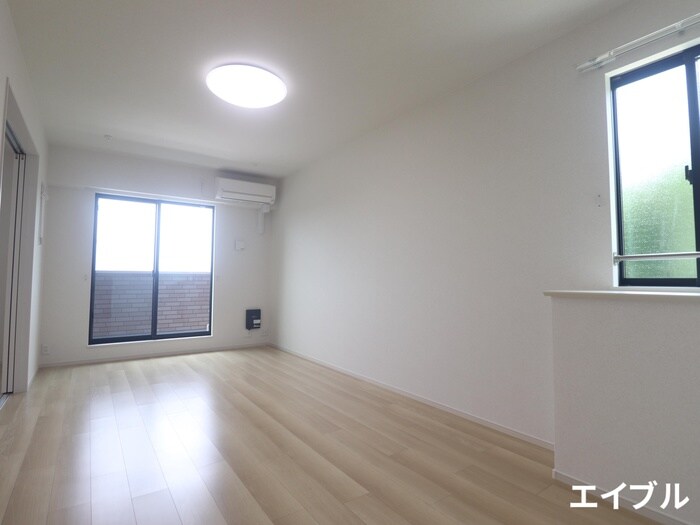 物件内観写真13　(居室)