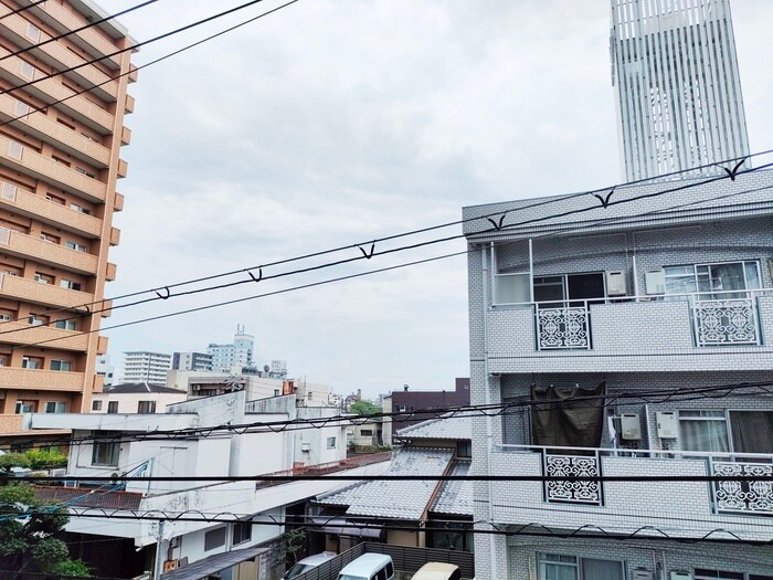 物件内観写真15　(室内からの展望)