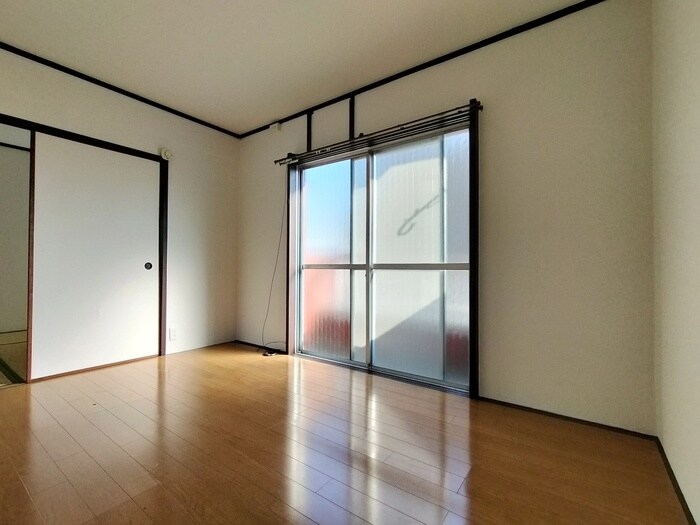 物件内観写真10　(居室)