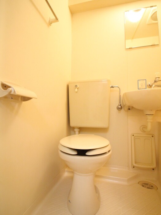 物件内観写真12　(トイレ)