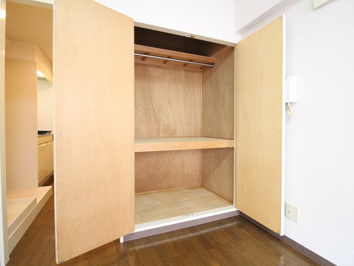 物件内観写真13　(収納)