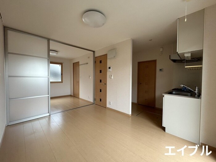 物件内観写真4　(居室)