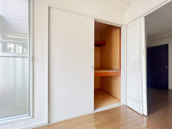 物件内観写真9　(収納)