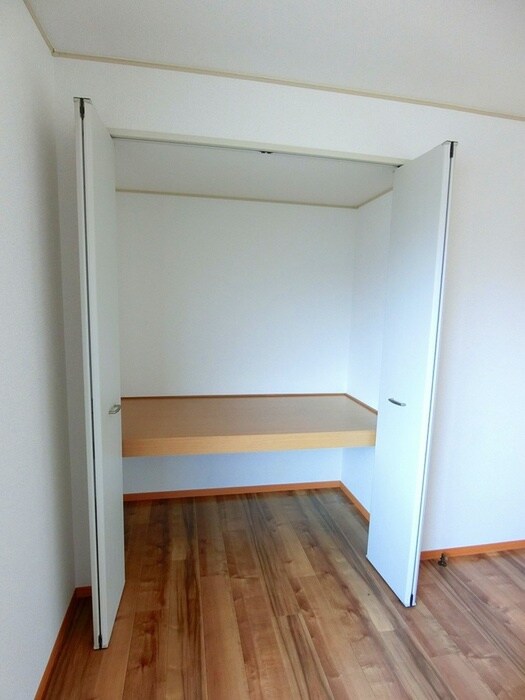 物件内観写真11　(収納)