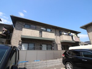 ファミール中筋　Ｂ棟外観写真