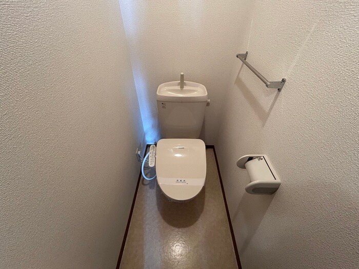 物件内観写真14　(トイレ)