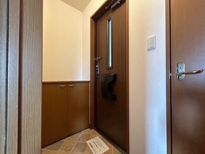 物件内観写真20　(玄関)