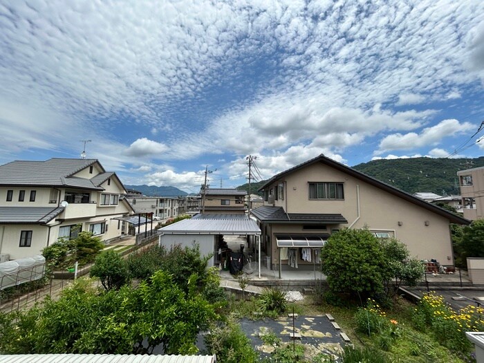 物件内観写真22　(室内からの展望)