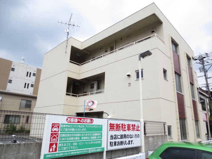 物件外観写真3　(外観写真)