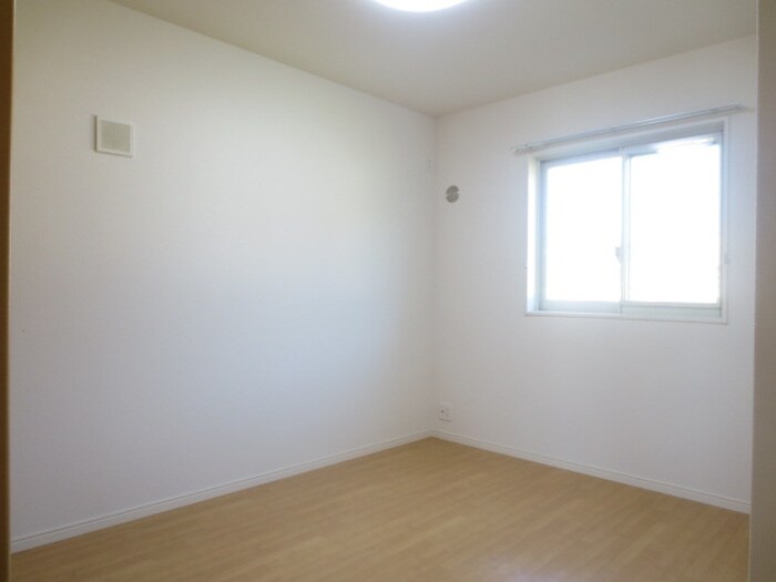 物件内観写真13　(居室)