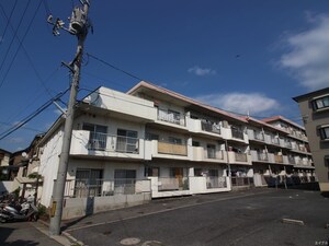 カ－サ曙外観写真