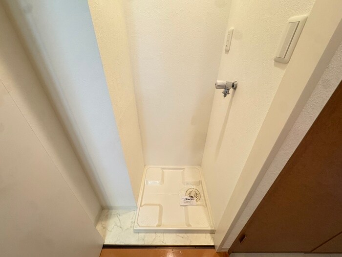 物件内観写真22　(洗濯機置場)