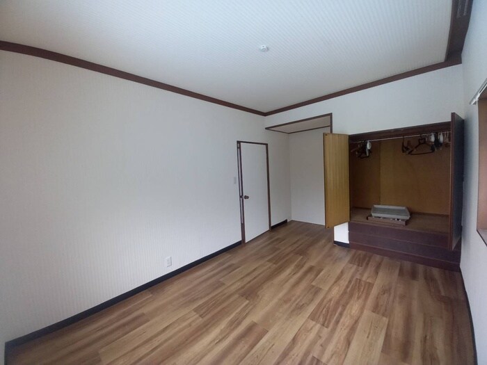物件内観写真8　(居室)