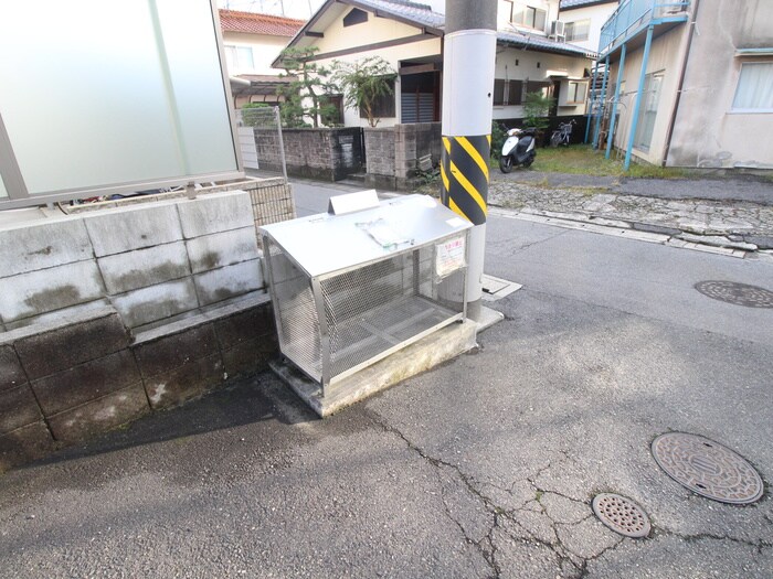 物件外観写真5　(建物設備)