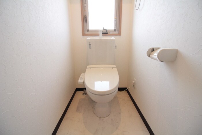 物件内観写真11　(トイレ)