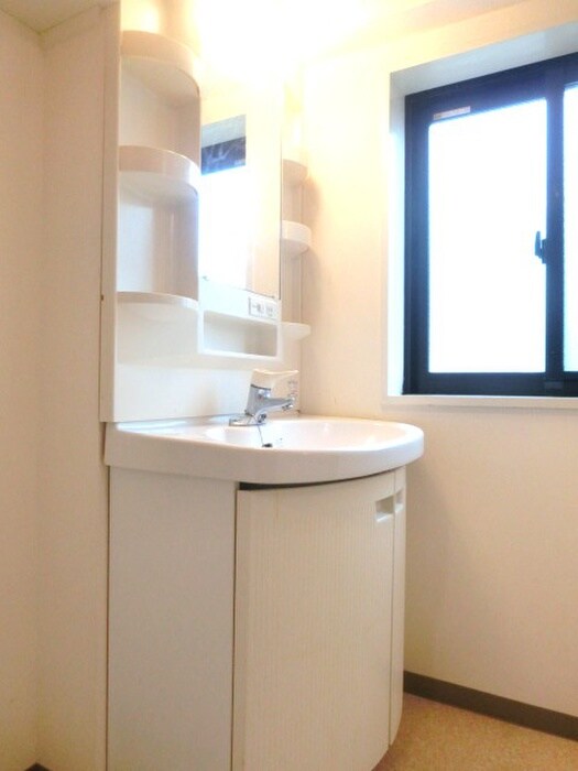 物件内観写真15　(洗面)