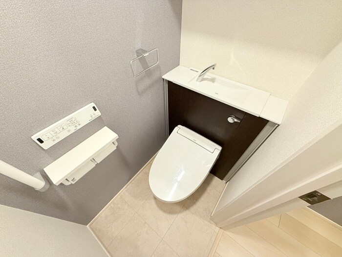 物件内観写真10　(トイレ)