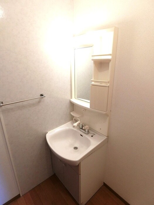 物件内観写真8　(洗面)