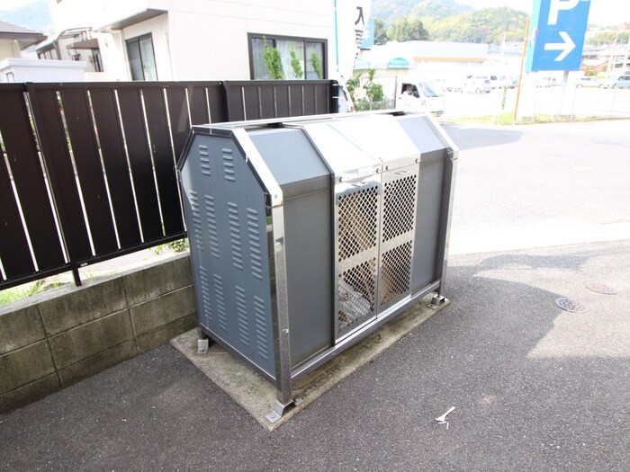 物件外観写真5　(建物設備)