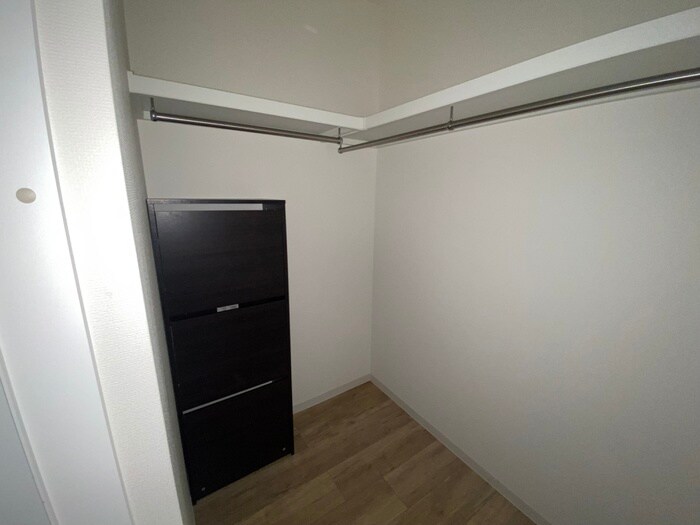 物件内観写真11　(収納)