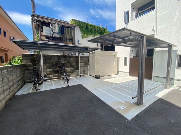 駐輪場
