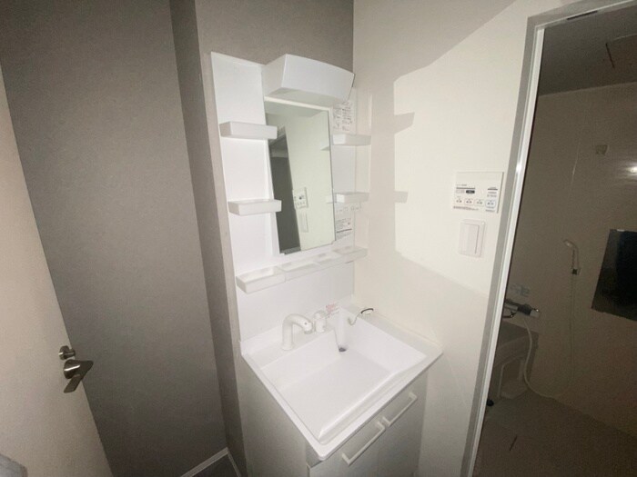 物件内観写真10　(洗面)