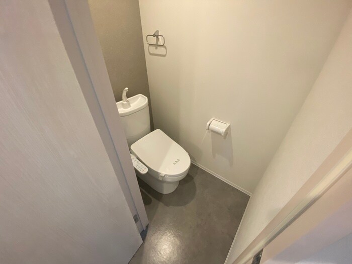 物件内観写真11　(トイレ)