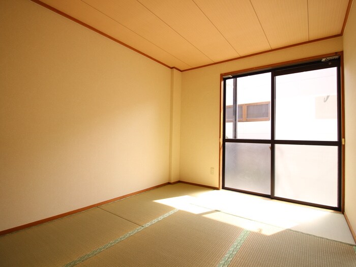 物件内観写真9　(居室)