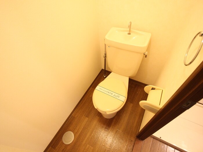 物件内観写真12　(トイレ)