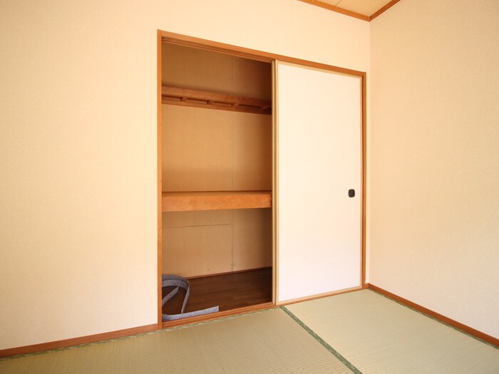 物件内観写真14　(収納)