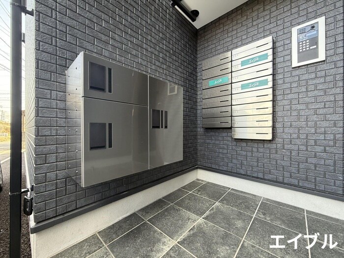 物件外観写真4　(建物設備)