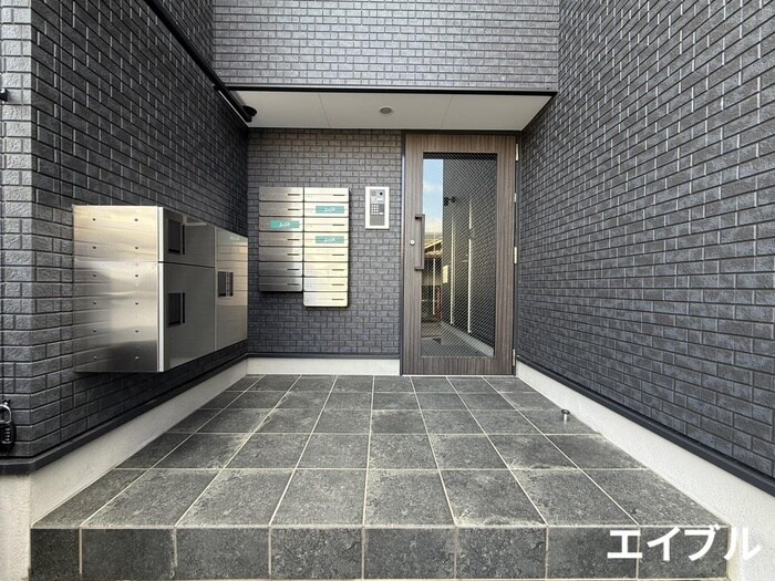 Ｃｒｅｃｉａ廿日市駅西のエントランス部分