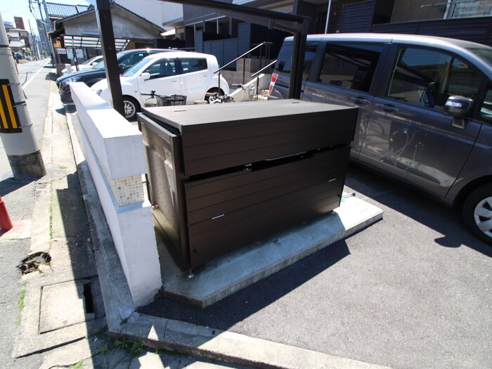 物件外観写真4　(建物設備)