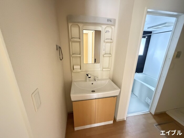 物件内観写真10　(洗面)